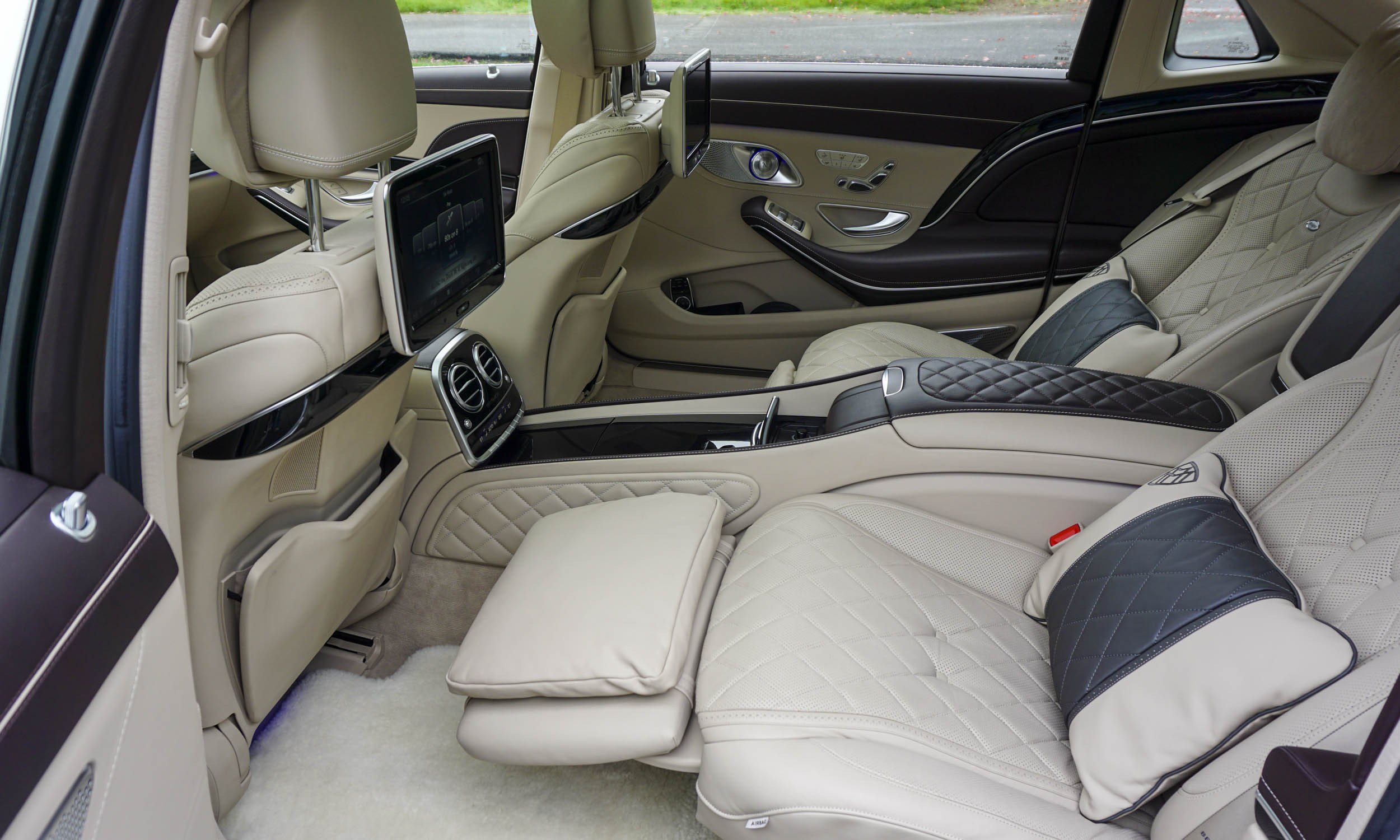 Mercedes-Maybach Backseat